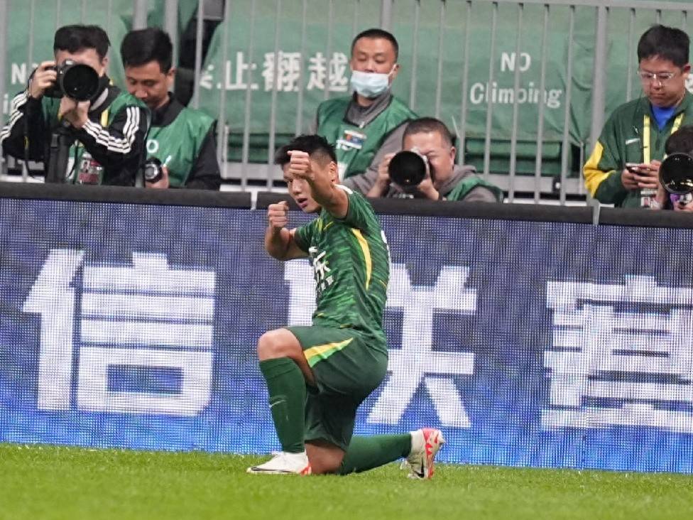 国安主帅豪言：今晚必须击败阿贾克斯，否则辞职！的简单介绍